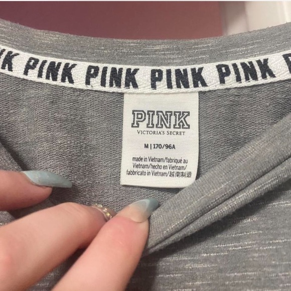 Victoria's Secret PINK - Picture 2 of 4